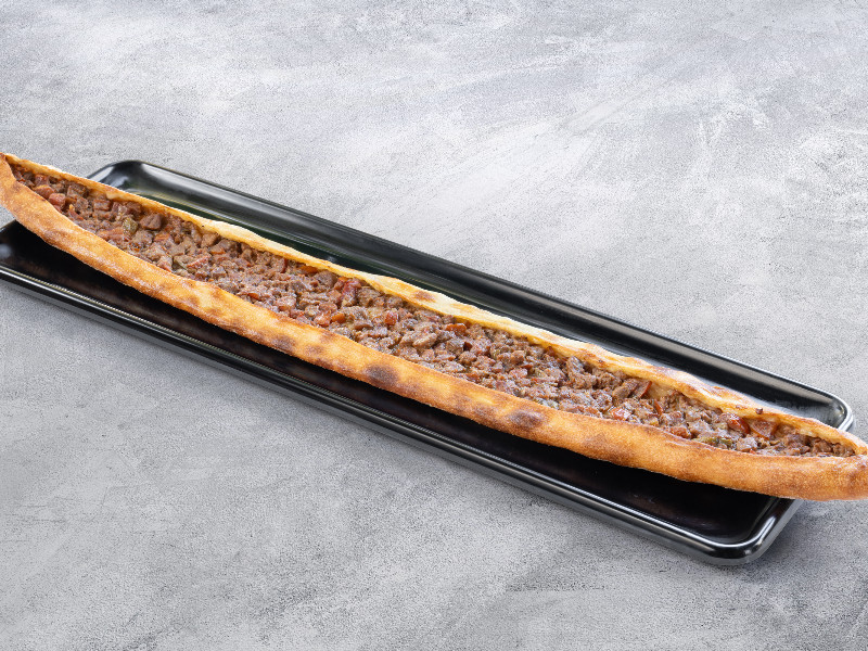 Kuşbaşılı Açık Pide (240g)