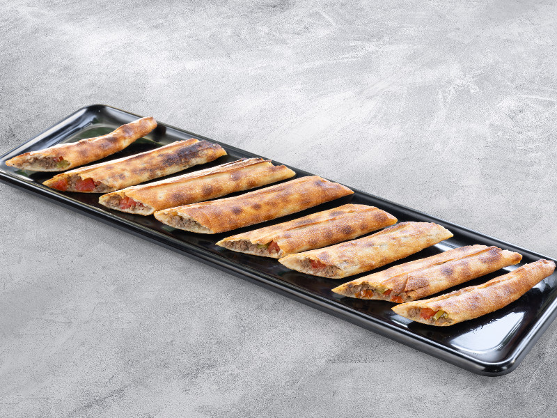 Kıymalı Sebzeli Kapalı Pide (120g) - (40g)