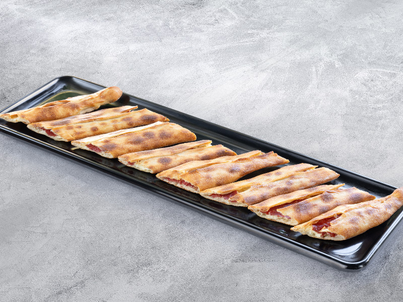 Üç Peynirli Pastırmalı Pide (110g) - (25g)