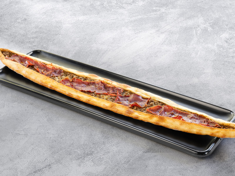 Kıymalı Pastırmalı Açık Pide (120g) - (35g)