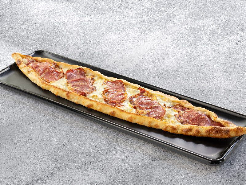 Pastırma Kaşarlı Açık Pide (50g) - (130g)