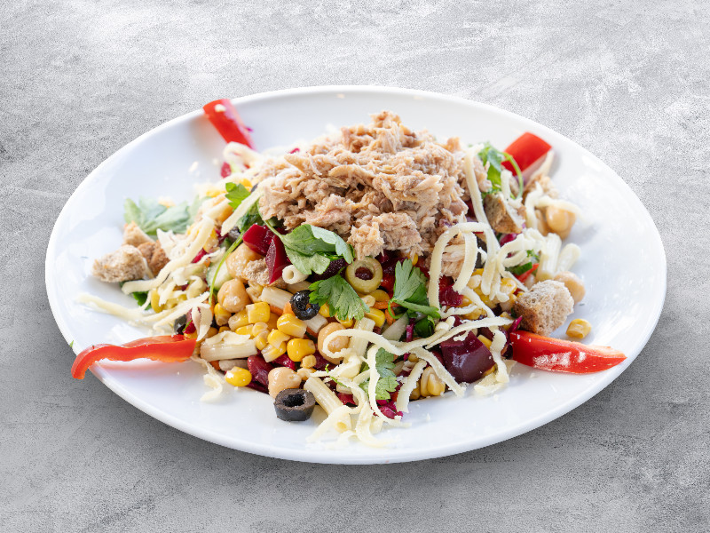 Tavuk veya Ton Balıklı Özgür Salata (60g)